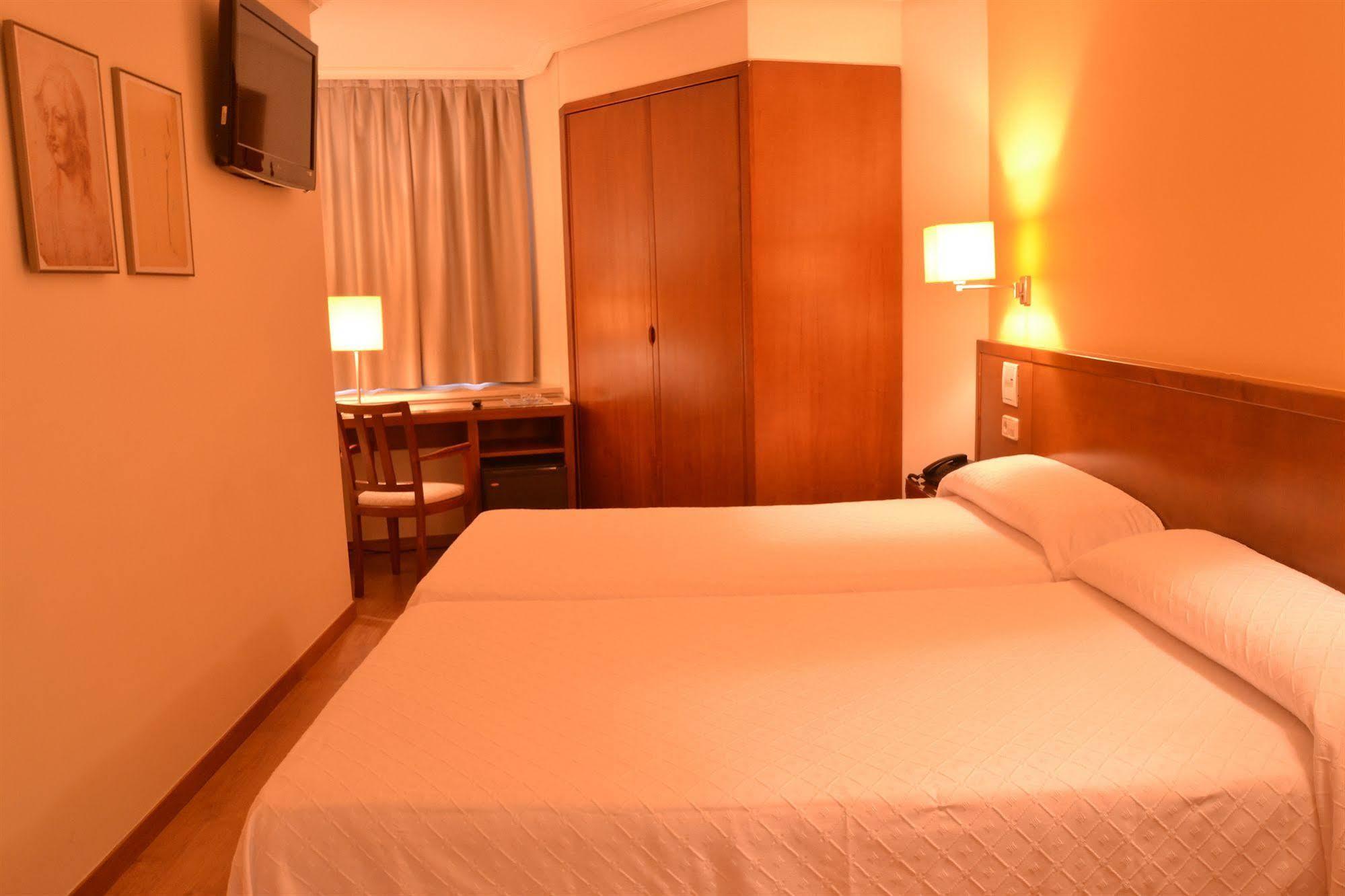 U Hotel Ogalia Vigo Kültér fotó