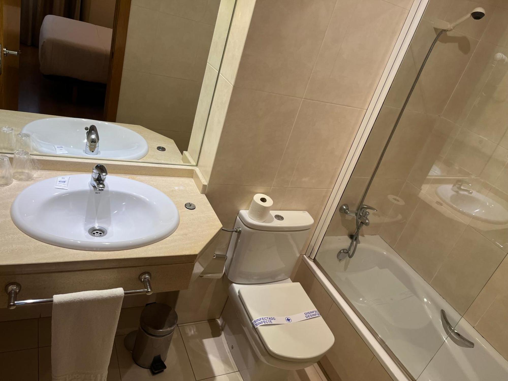 U Hotel Ogalia Vigo Kültér fotó
