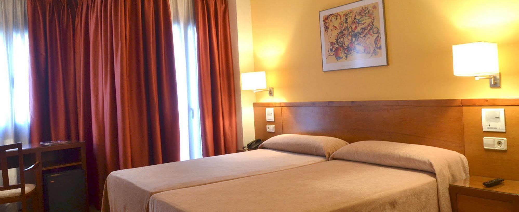 U Hotel Ogalia Vigo Kültér fotó